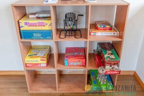Game room - Forest Haven (Manzanita)