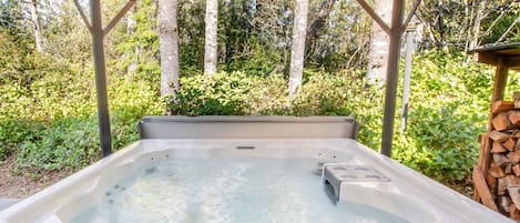 Bain à remous extérieur