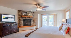 4 عدّة غرف نوم ومكتب ومكواة/لوح كي وسرير سفر