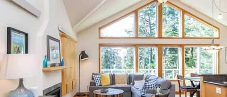 Smart TV, fireplace, video games, offices