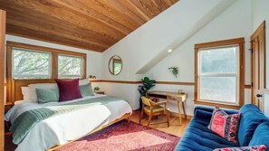 3 bedrooms, iron/ironing board, free WiFi, bed sheets - Sand Dollar by Manzanita Beach Getaway: Hot Tub & Dog Friendly Near Beach (Nehalem)
