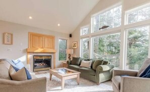 Uklassifisert bilde, 3 av 27, knapp