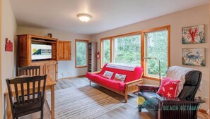 Unclassified image, 3 of 27, button - Beachcomber`s Cottage (Manzanita)