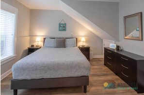 4 chambres, fer et planche à repasser, Wi-Fi gratuit, draps fournis
