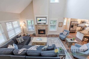 Unclassified image, 2 of 38, button