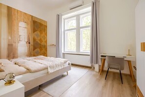 3 bedrooms, iron/ironing board, travel cot, WiFi