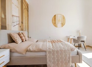 3 soverom, strykejern/-brett, reiseseng for barn og wi-fi