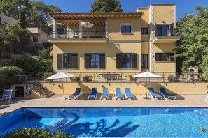 Pool - Villa Can Oronella by Balearic Villas (Pollensa)