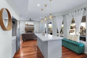 Interior - Waterfront getaway in Arizona

 (Gilbert)