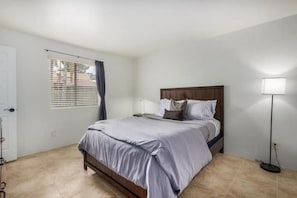 2 habitaciones, escritorio, wifi gratis y ropa de cama 