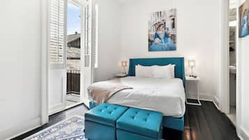 Standard Studio | Free WiFi, bed sheets