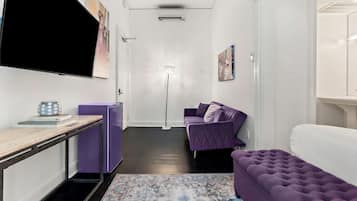 32-inch Smart TV with digital channels