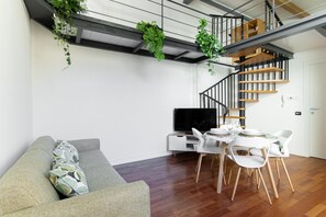 Smart TV - Mini Loft Torre San Vitale  (Como)