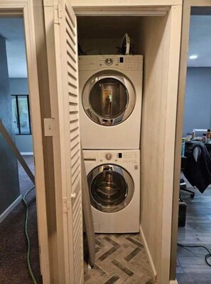 Interior - Atl 10 mins From the Airport (Atlanta)