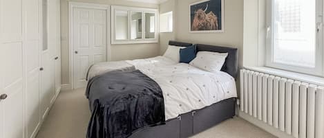 4 habitaciones, wifi gratis y ropa de cama