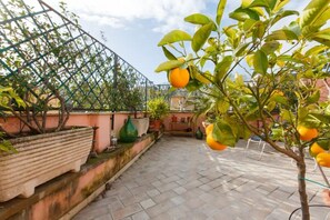 Terrace/patio -  Attic for 2 with wonderful private terrace in Trastevere  (Roma)