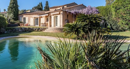Charmante maison familiale provençale avec piscine