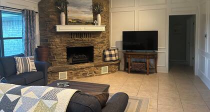 Country Cottage on the 4th tee in Golf Country Estates