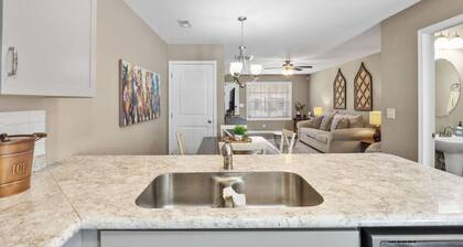 Governor`s Getaway| Cozy 2 BR Near DT & Hospital