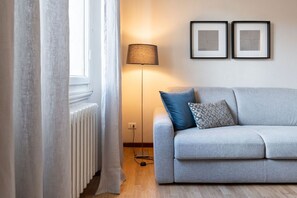 TV - Apartments Florence- Alfani Suite (Florence)
