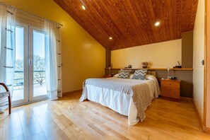 3 chambres, fer et planche à repasser, accès au Wi-Fi (inclus)