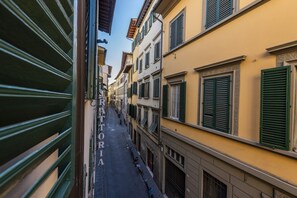 View from property - Apartments Florence- Borgo Pinti Angels (Firenze)