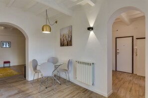 Dining - Apartments Florence- Chiara Stylish (Firenze)