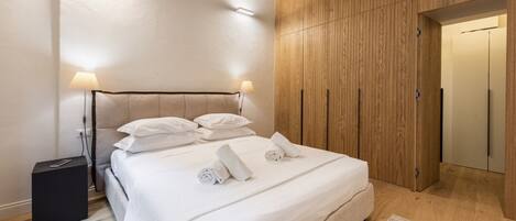 1 غرفة نوم ومكواة/لوح كي وواي فاي وملاءات أسرّة