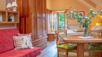 Comfort-Studio | Laptopgeeigneter Arbeitsplatz, kostenloses WLAN