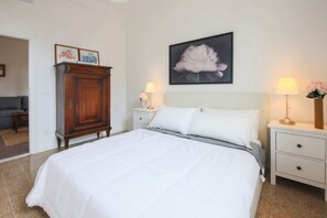 2 habitaciones, tabla de planchar con plancha y wifi 