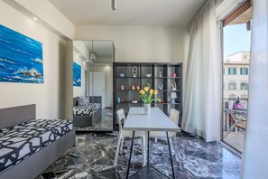 Interior - Apartments Florence- Rosselli Balcony (Firenze)