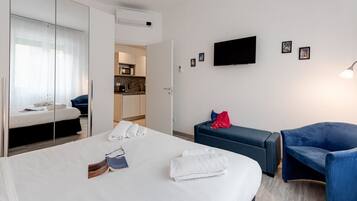 1 chambre, fer et planche Ă repasser, Wi-Fi, draps fournis