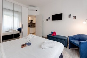 2 bedrooms, iron/ironing board, WiFi, bed sheets - Frullhouse - Sweet Dreams in Florence (Coverciano)
