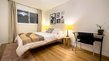 3 bedrooms, desk, iron/ironing board, WiFi