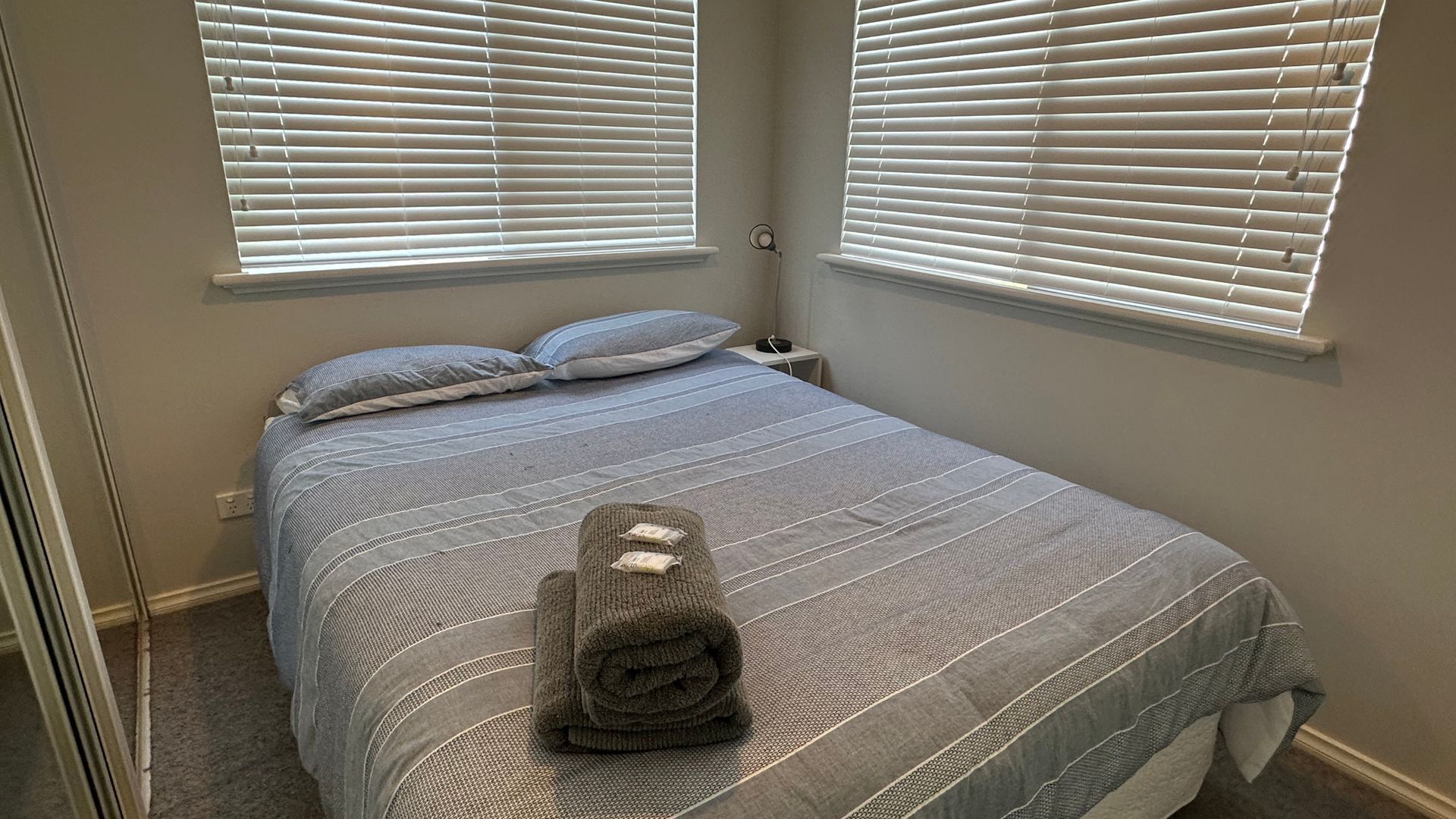 2 bedrooms, bed sheets