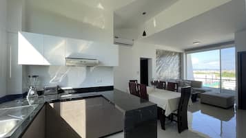Apartment | Private kitchen