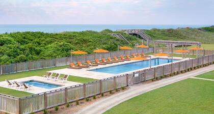 Accessible King | Sunsets, Private Beach + Spa