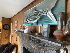 Interior - Elias Lake House on Lake Lanier
Cozy house with panoramic view of the lake. (Gainesville)