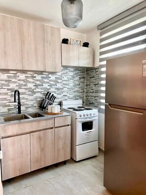 Fridge, microwave, oven, stovetop - Enjoy a magnificent experience in Vieques Bioluminescent Bay! (Vieques)