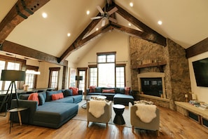 Smart TV, fireplace, books, offices