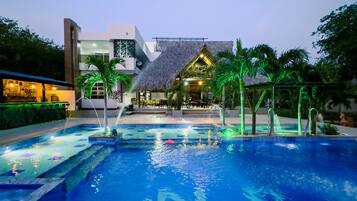 Outdoor pool, pool loungers