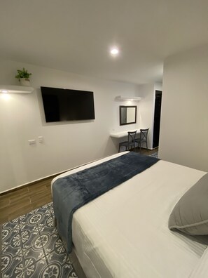 Suite | Free WiFi, wheelchair access - Hotel Tierra Marina Centro Histórico (Mazatlán)