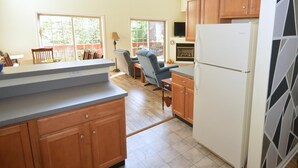 Unclassified image, 2 of 39, button - The Retreat at the Creek - Pet Friendly (Berkeley Springs)