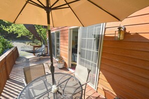 Huisje, Meerdere bedden (The Retreat at the Creek - Pet Friend) | Terrein van de accommodatie