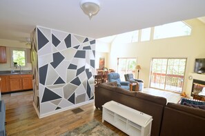 Lobby - The Retreat at the Creek - Pet Friendly (Berkeley Springs)
