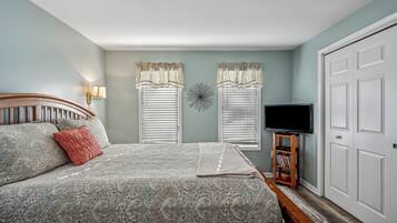 Cabin, Multiple Beds (Herons Rest - Escape by the River ) | 3 bedrooms