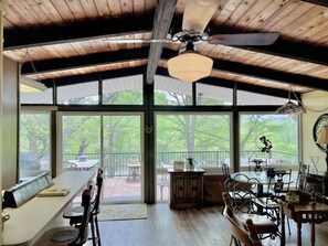 Interior - Gone Fish Inn - Riverfront, great views, sleeps 8 (New Braunfels)