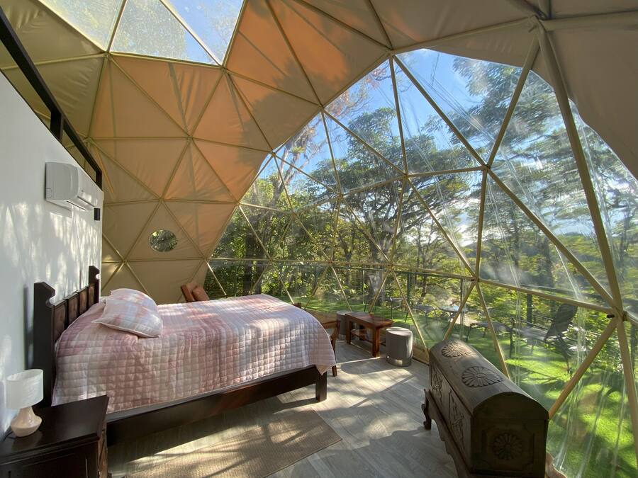 1 bedroom, premium bedding, minibar, in-room safe