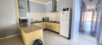 Welcome to Sandy Feet (Unit 55 Seafront Estate) within a stunning complex located right in the heart