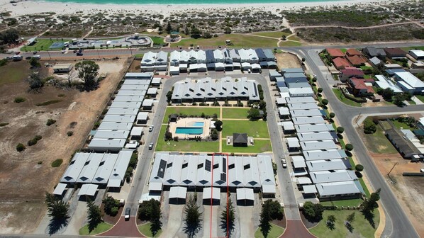 Exterior - Welcome to Sandpiper Escape (Unit 47 Seafront Estate), located within a stunning complex right in th (Jurien Bay)